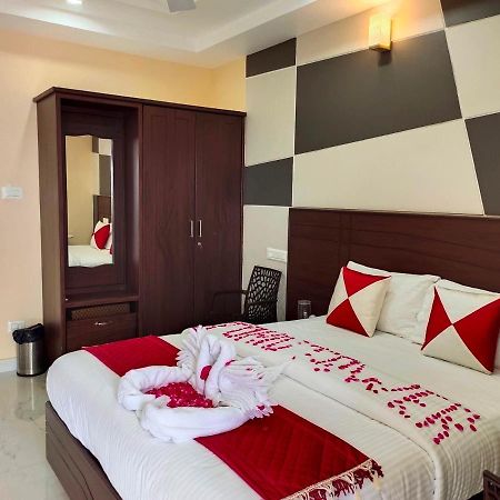 Hotel John Towers Tirunelveli Esterno foto