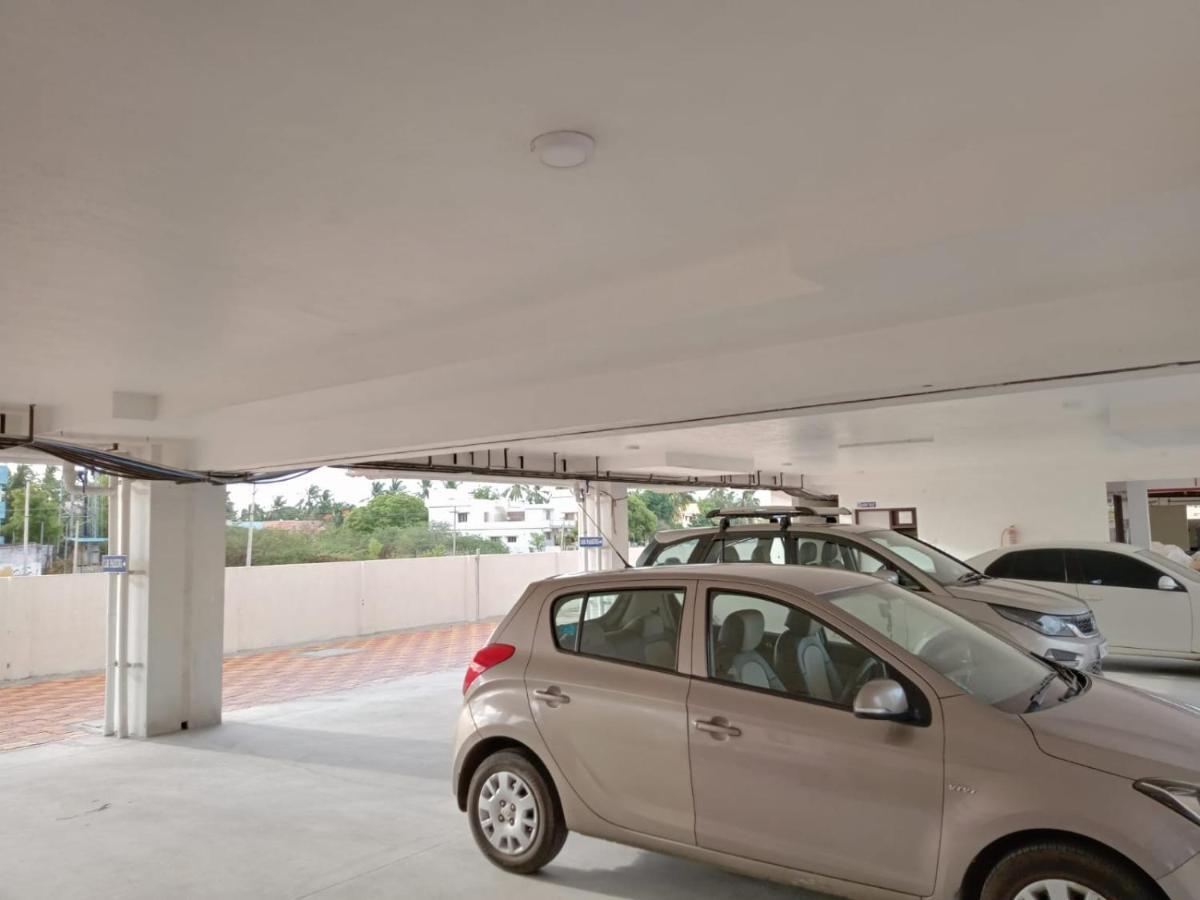 Hotel John Towers Tirunelveli Esterno foto