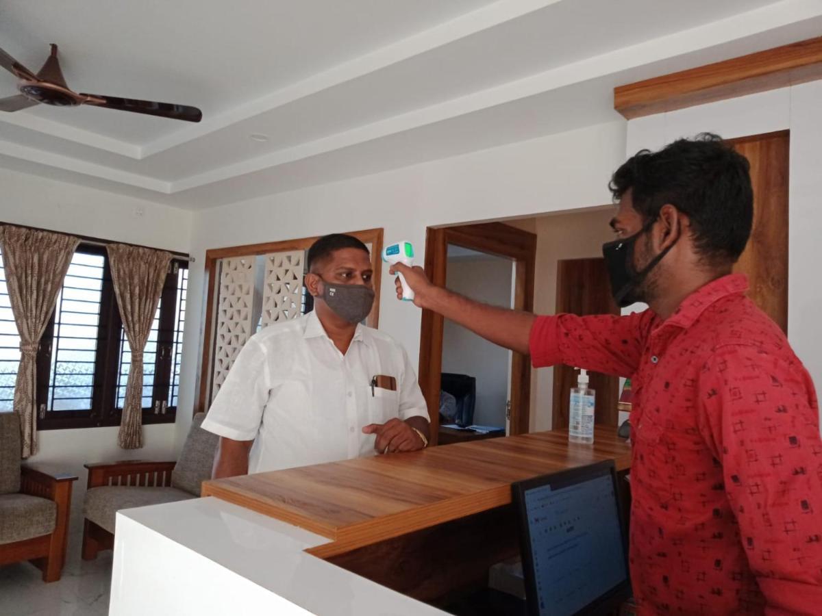 Hotel John Towers Tirunelveli Esterno foto