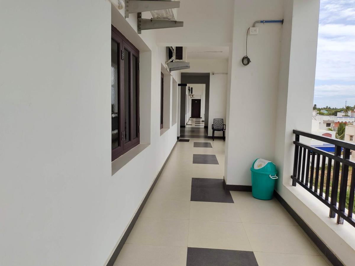 Hotel John Towers Tirunelveli Esterno foto