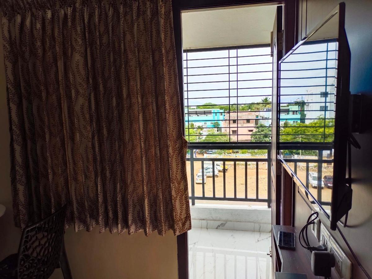 Hotel John Towers Tirunelveli Esterno foto