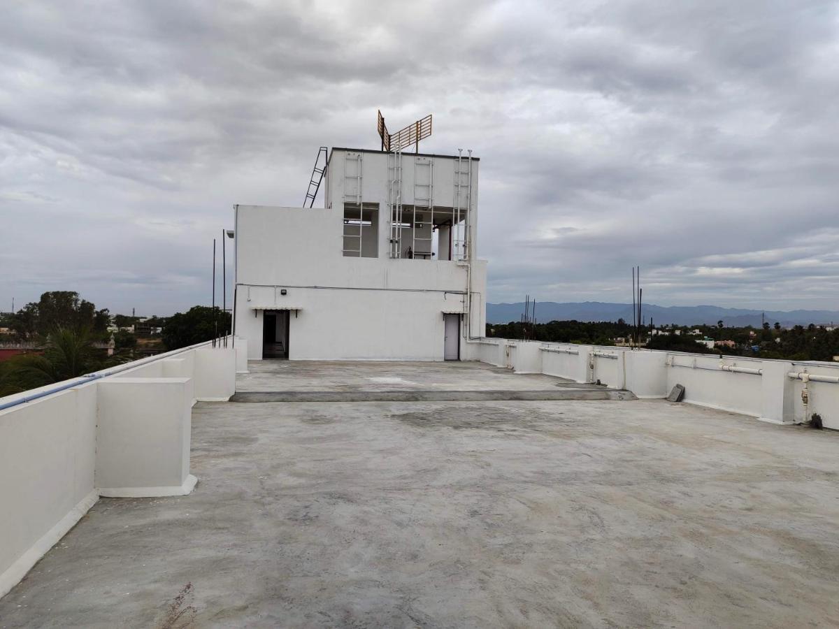 Hotel John Towers Tirunelveli Esterno foto